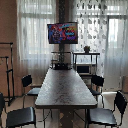 Прекрасная Комфортная Квартира В Центре Киева Рядом С Жд Вокзалом Метро Вокзальная И Университет Exteriör bild